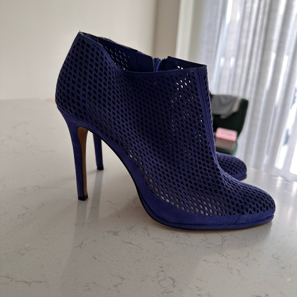 Vince Camuto Vo-Leena - Picture 4 of 4